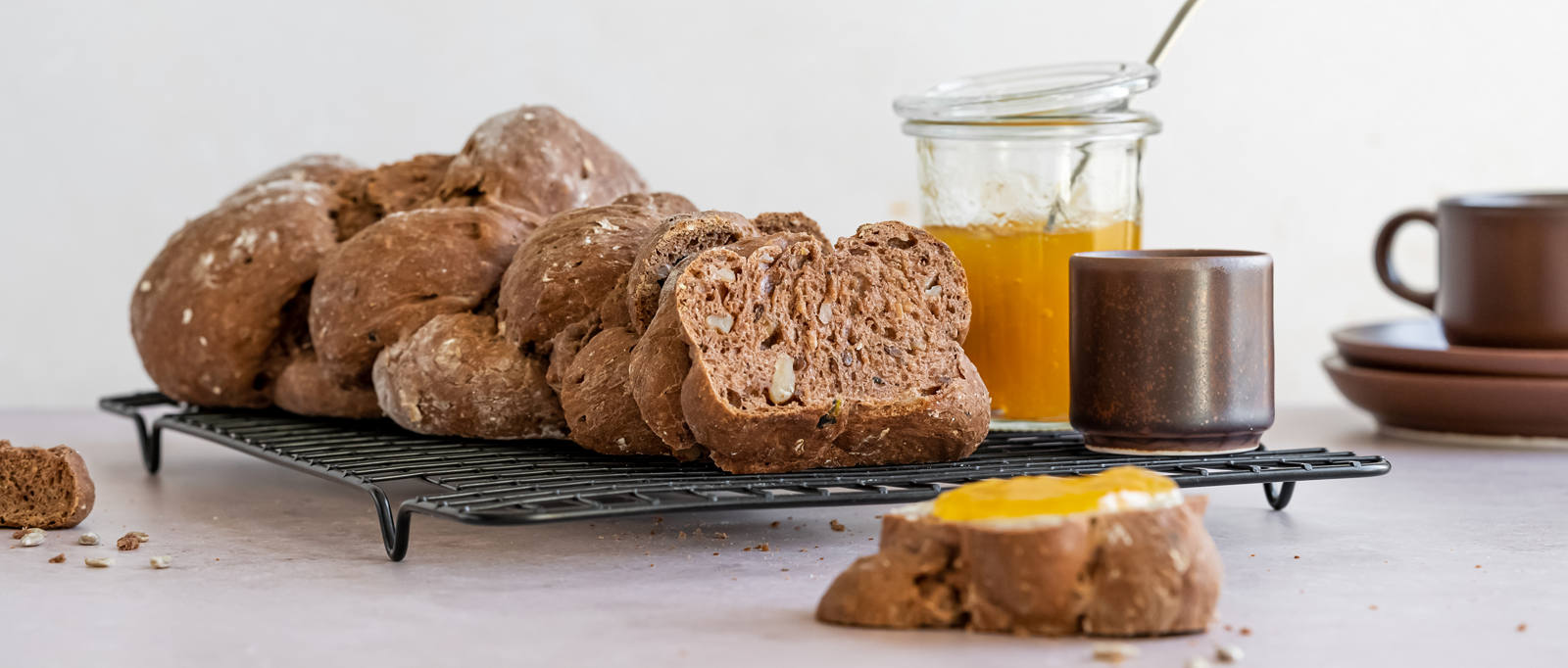 Gesunder Zopf: Rezept mit Dinkel und Zucchetti